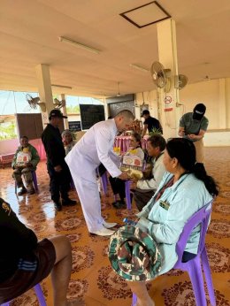 มูลนิธิพุทธภูมิธรรม ร่วมพลังบุญกับ กองทัพภาคที่ 1 กองทัพบก ส่งมอบถุงยังชีพ ให้กับพี่น้องประชาชนในพื้นที่ จังหวัดสระแก้ว