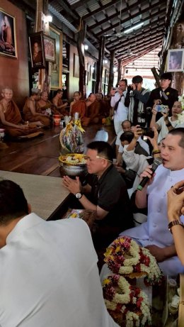 สำเร็จแล้ว บุญใหญ่บูชาคุณ ๗๓ ปี "หลวงพ่อปฐม" อัญเชิญมงกุฎจักรพรรดิเจิมนำชัย