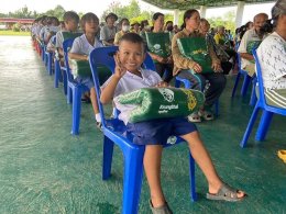 ปัจจัยที่มูลนิธิพุทธภูมิธรรมมอบให้กองทัพบกโดยกองกำลังบูรพา 