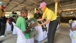 มูลนิธิพุทธภูมิธรรม และภาคีเครือข่าย นำสิ่งของบรรเทาทุกข์ประชาชนตามแนวชายแดน จ.สระแก้ว