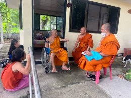 มูลนิธิพุทธภูมิธรรม ได้เป็นตัวแทนทุกท่าน ทอดผ้าป่า ณ ศูนย์สุขภาพสงฆ์สมเด็จพระสังฆราชองค์ที่ 19 จังหวัดกาญจนบุรี