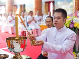 คณะมูลนิธิพุทธภูมิธรรม ร่วมพิธี เจริญพระพุทธมนต์และแสดงพระธรรมเทศนา สมโภชปลียอดทองคำองค์พระธาตุเชิงชุม ส่วนที่ 3