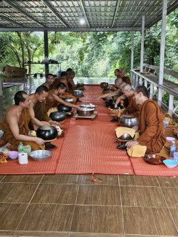 มูลนิธิพุทธภูมิธรรม เป็นเจ้าภาพในการทอดผ้าป่า สามัคคีเพื่อบูรณะ-ซ่อมแซมเสนาสนะ วัดซำขามถ้ำยาว จ.ขอนแก่น