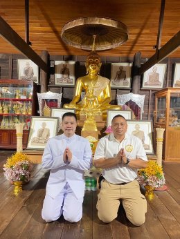 ประธานมูลนิธิพุทธภูมิธรรม กราบนมัสการ เจ้าอาวาสวัดป่าบ้านตาด จังหวัดอุดรธานี ถวายรายงานเรื่องการร่วมสนับสนุน มูลนิธิเสียงธรรมเพื่อประชาชนฯ เผยแผ่ธรรมะภาคปฏิบัติ