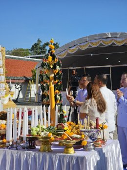 บุญระดมทองคำครั้งประวัติศาสตร์ 100 ปี