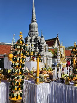 บุญระดมทองคำครั้งประวัติศาสตร์ 100 ปี