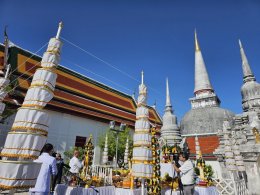 บุญระดมทองคำครั้งประวัติศาสตร์ 100 ปี