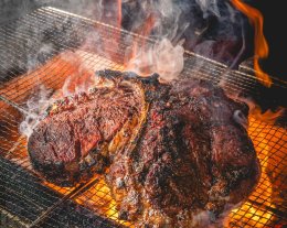 8月1日(土)カステッロディベラージオ CASTELLO di BELLAGIO(イタリア料理 ステーキ)