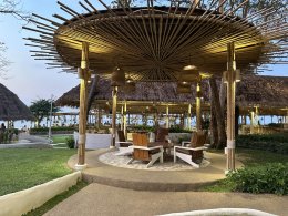 2025年5月4日(日)オキシゲンビーチフロントオアシスパタヤ(タイ料理、海鮮料理、夕陽)