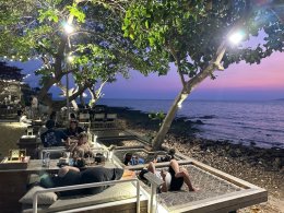 2025年5月4日(日)オキシゲンビーチフロントオアシスパタヤ(タイ料理、海鮮料理、夕陽)