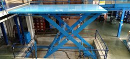 X-lift 2500x5000 mm. 1500 kg.