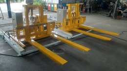 Moving Stacker 1500 kg.