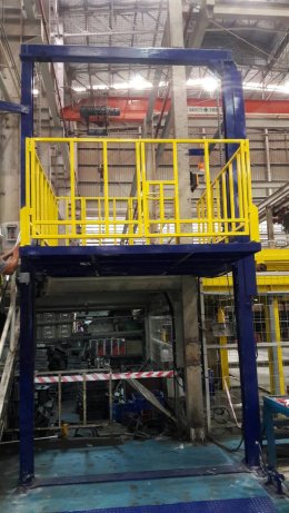 LIFT 2 เสา 2000x2000 mm. 1000 kg.