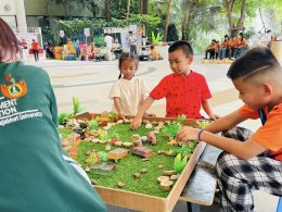 สสส.-โคราช สานพลัง 15 ภาคี จัดใหญ่เทศกาลเดิ่นยิ้มเบ่งบาน “ปิดเทอมสร้างสรรค์ อัศจรรย์วันเล่น” ระดมกิจกรรม 4 โซนเสริมทักษะ สร้างการเรียนรู้ ให้เด็กและเยาวชน พร้อมชวนร่วมเป็นเครือข่ายผู้ใหญ่ใจดี เปิดพื้นที่สร้างสรรค์ทั่วประเทศผ่านแพลตฟอร์ม ปิดเทอมสร้างสรรค์.