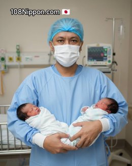 หลักการอุ้มทารกแรกเกิดสิ่งที่สำคัญที่สุดคือ "การประคองศีรษะและลำคอ"