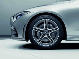 เมอร์เซเดส-เบนซ์ ประเดิมศักราชใหม่ เปิดตัวยนตรกรรมสปอร์ตหรู    Mercedes-Benz CLS รุ่นประกอบในประเทศ