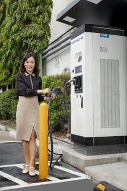 ปอร์เช่ ประเทศไทย เปิด Destination charger สำหรับรถพลังงานไฟฟ้า และรถยนต์ปลั๊ก-อินไฮบริดเฟสแรกปี 2022 เป้าหมายครอบคลุมทั่วประเทศ 