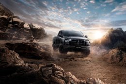 Mitsubishi Triton รุ่นใหม่ปี 2025 มาแบบไม่ธรรมดา ดุดันกว่าเดิม เพิ่มของเล่นใหม่เพียบ!