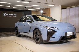 Lexus เปิดตัว The All-New Lexus ES ในไทยแบบจัดเต็ม พร้อมเลือกได้ทั้ง Hybrid และ EV
