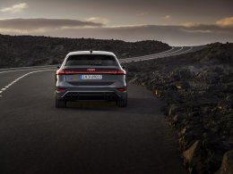 Audi เปิดตัว A6 Sportback / Avant E-Tron และรุ่น S6 E-Tron มีจําหน่ายในแบบตัวถัง Sportback และ Avant พร้อมตัวเลือกมอเตอร์เดี่ยวและคู่