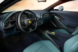 เปิดตัว Ferrari Amalfi รุ่นใหม่ล่าสุดที่มารับช่วงต่อจาก Roma อย่างสง่างาม! พลิกบทอีกครั้งในโลกของ Grand Tourer