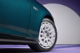 Ford Mustang GT FX Package  ย้อนยุคแบบจัดเต็ม จนเหมือนเปิดเพลงเทปแล้วต้องกรอด้วยดินสอ