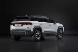 Jeep Compass โฉมใหม่! มาแน่ปลายปีนี้ในยุโรป จัดหนักขุมพลังไฟฟ้า 375 แรงม้า วิ่งไกลสุด 650 กม.