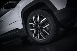 Jeep Compass โฉมใหม่! มาแน่ปลายปีนี้ในยุโรป จัดหนักขุมพลังไฟฟ้า 375 แรงม้า วิ่งไกลสุด 650 กม.