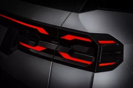 Jeep Compass โฉมใหม่! มาแน่ปลายปีนี้ในยุโรป จัดหนักขุมพลังไฟฟ้า 375 แรงม้า วิ่งไกลสุด 650 กม.