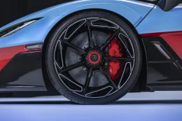 เปิดตัว Lamborghini Fenomeno Roadster ขุมพลัง V12 เปิดหลังคา 1,065 แรงม้า รถลิมิเต็ด 15 คัน ที่โหดที่สุดของค่ายกระทิงดุ!
