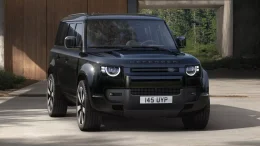 Land Rover Defender ปี 2026 ไม่ใช่แค่ Minorchange แต่มันคือการยกระดับความฉลาดและความหล่อเหลา!