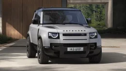 Land Rover Defender ปี 2026 ไม่ใช่แค่ Minorchange แต่มันคือการยกระดับความฉลาดและความหล่อเหลา!