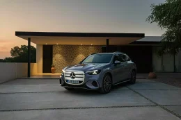 Mercedes-Benz GLC ใหม่ไฟฟ้าล้วน 2026  หน้ากระจังใหญ่จน BMW ยังต้องเหลียว กับจอ Hyperscreen 39 นิ้วเต็มแดชบอร์ด