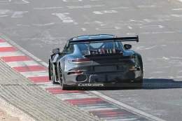 Porsche 911 GT2 RS รุ่นใหม่โผล่ทดสอบ! บอดี้บานทะลุซุ้ม GT3 RS  ขุมพลังเทอร์โบไฮบริด แรงทะลุ 800 ม้า!
