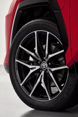 All-New Toyota RAV4 GR Sport โฉมใหม่ เปิดตัวแล้วครบทั้งยุโรป ญี่ปุ่น และอเมริกา บอกลาเครื่องเบนซินล้วน หันมาใช้เฉพาะ Hybrid และ Plug-in Hybrid เท่านั้น!