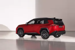 All-New Toyota RAV4 GR Sport โฉมใหม่ เปิดตัวแล้วครบทั้งยุโรป ญี่ปุ่น และอเมริกา บอกลาเครื่องเบนซินล้วน หันมาใช้เฉพาะ Hybrid และ Plug-in Hybrid เท่านั้น!
