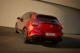 Mercedes-Benz GLA ใหม่ เปิดเกมครอสโอเวอร์เล็กยุคใหม่ มีทั้ง Hybrid และไฟฟ้าล้วน วิ่งไกลสุด 657 กม.