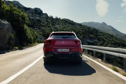 Mercedes-Benz GLA ใหม่ เปิดเกมครอสโอเวอร์เล็กยุคใหม่ มีทั้ง Hybrid และไฟฟ้าล้วน วิ่งไกลสุด 657 กม.