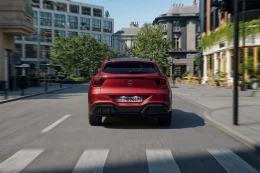 Mercedes-Benz GLA ใหม่ เปิดเกมครอสโอเวอร์เล็กยุคใหม่ มีทั้ง Hybrid และไฟฟ้าล้วน วิ่งไกลสุด 657 กม.