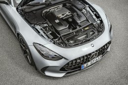 เปิดตัว THE All NEW Mercedes-AMG GT Coupe แรงม้าระดับ 585 hp แรงบิด 800 Nm!