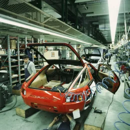 ไม่ใช่มีแค่ 911 Porsche เปิดพิพิธภัณฑ์ฉลองตระกูล Transaxle ย้อนยุครถเครื่องวางหน้าที่เคยแบกบริษัทไว้ทั้งแบรนด์!
