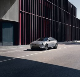 เปิดตัวในไทย! Volvo ES90 รถไฟฟ้าซีดานหรูสุดพรีเมียม เริ่ม 2.99 ล้าน วิ่งไกล 755 กม. ต่อชาร์จ