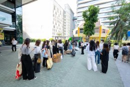 ฉลอง 1 ปี "รถเปลี่ยนโลก"! Toyota จับมือ SCGC ปั้นขยะให้เป็นทอง ช่วยลดคาร์บอนไปกว่า 16 ตัน พร้อมแจกข้าวรัชมงคลตอบแทนน้ำใจชุมชน