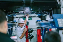 โตโยต้าเปิดหลังบ้าน พาสื่อมวลชนเจาะลึกคลังอะไหล่ศูนย์บริการ ชูมาตรฐานการบริการในแบบของโตโยต้า