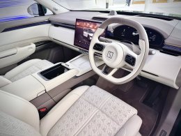 ราคาอย่างเป็นทางการ  ZEEKR 7X เริ่มต้น 1.399 ล้านบาท เดินเกมรุกตลาด C-SUV ไฟฟ้าพรีเมียม