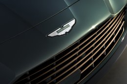 Aston Martin เปิดฉลองตำนาน Volante ครบรอบ 60 ปี ด้วยการสร้างสรรค์รุ่นพิเศษสุดเอ็กซ์คลูซีฟจากแผนก Q by Aston Martin