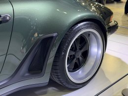 Singer บุกญี่ปุ่นอย่างเป็นทางการ! ขน 911 Classic Turbo โชว์ตัวงาน TAS 2026 พร้อมเปิดบริการ Bespoke เต็มตัวผ่าน Cornes Motors