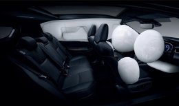 Corolla Cross 2026 อัปเกรดใหม่! GR Sport หล่อดุขึ้น พร้อมรุ่นเริ่มต้น HEV Smart ราคาต่ำล้าน