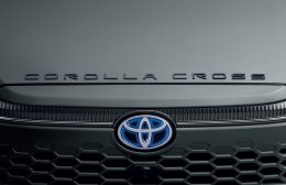 Corolla Cross 2026 อัปเกรดใหม่! GR Sport หล่อดุขึ้น พร้อมรุ่นเริ่มต้น HEV Smart ราคาต่ำล้าน