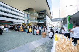 ฉลอง 1 ปี "รถเปลี่ยนโลก"! Toyota จับมือ SCGC ปั้นขยะให้เป็นทอง ช่วยลดคาร์บอนไปกว่า 16 ตัน พร้อมแจกข้าวรัชมงคลตอบแทนน้ำใจชุมชน